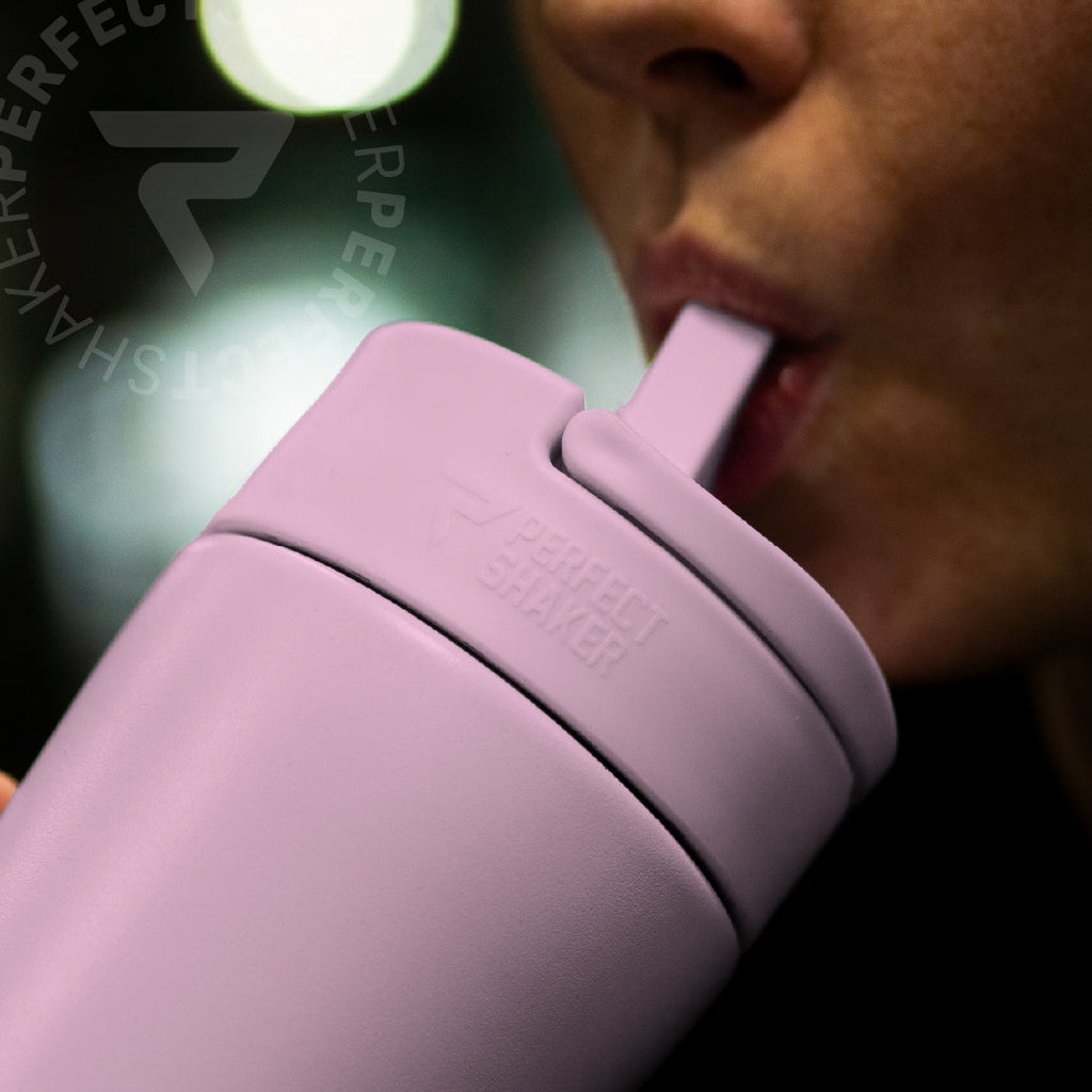 Insulated Stainless Steel Shaker with Straw 22oz