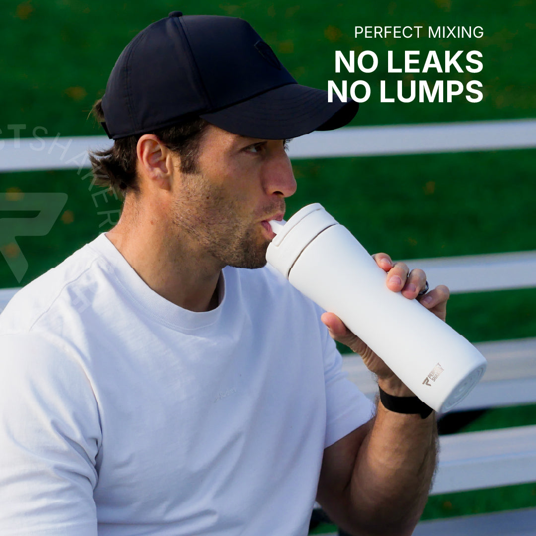 Insulated Stainless Steel Shaker with Straw 22oz