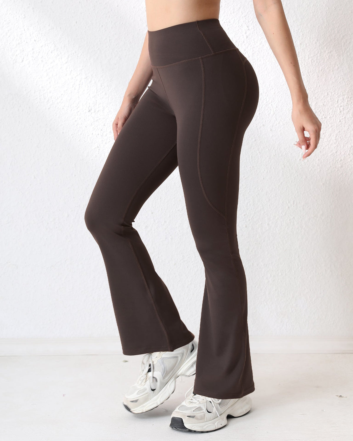 Women's Hip-Lifting Flared Yoga Pants - Wide-Leg Slimming Fitness Pants