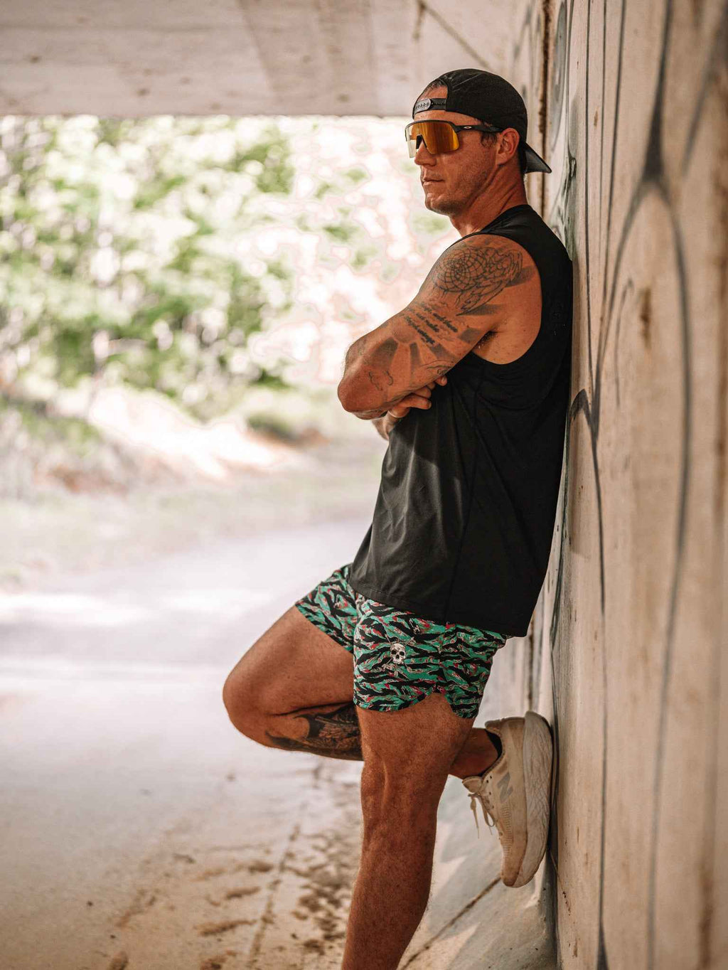 Alpha Country Men's Hybrid Short - Miami Vibez