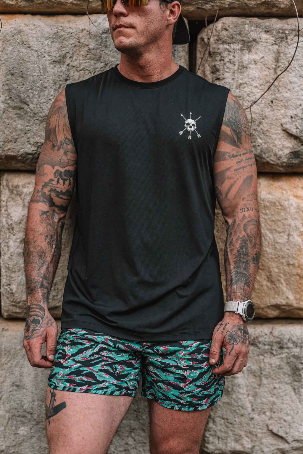 Alpha Country Men's Hybrid Short - Miami Vibez