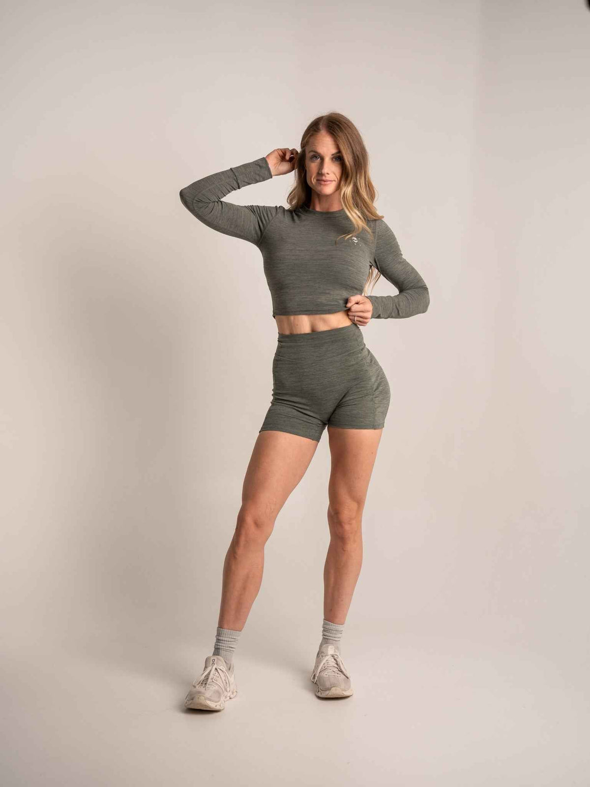 Alpha Country Women's Debut Crop Long Sleeve - Ivy