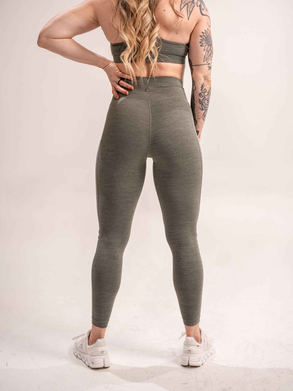 Alpha Country Women's Debut Mega-High-Rise Legging - Ivy